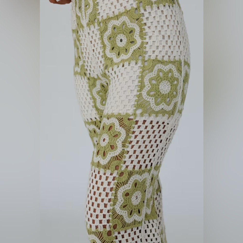 NWOT Three Bird Nest Crochet Pant - Picture 2 of 8